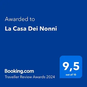 https://la-casa-dei-naples.hotels-amalfi.com